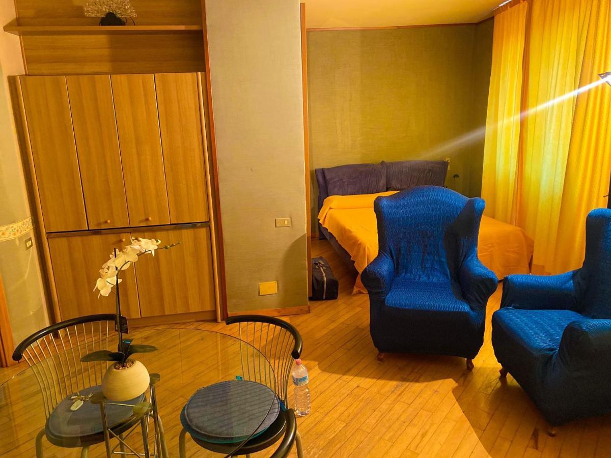 Home Relax Cagliari Bagian luar foto